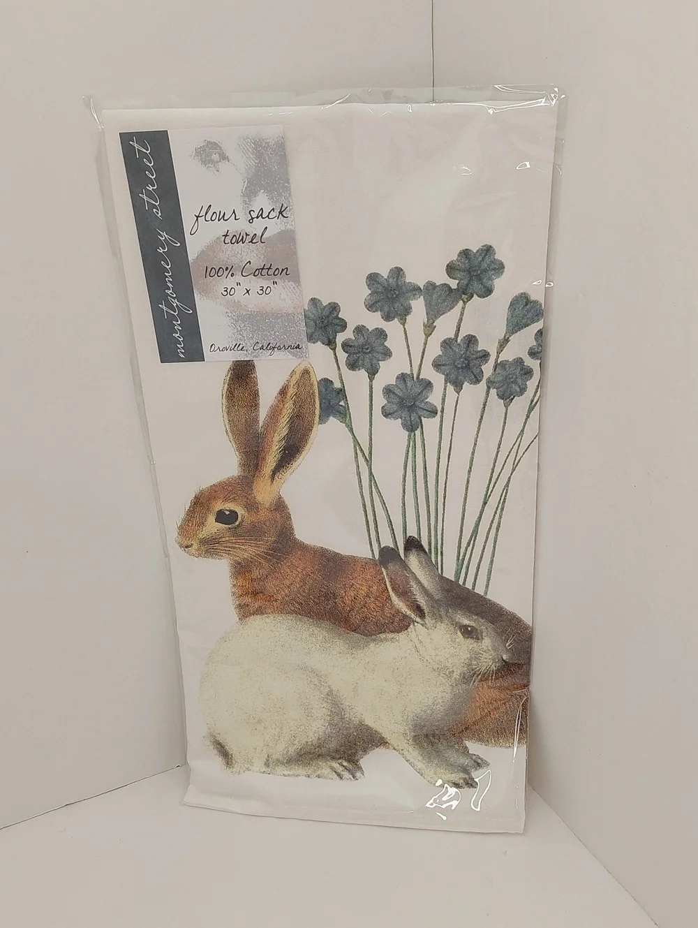 NEW Flour Sack Cotton Towel Bunny Print White Floral Rabbit Baking Giftable